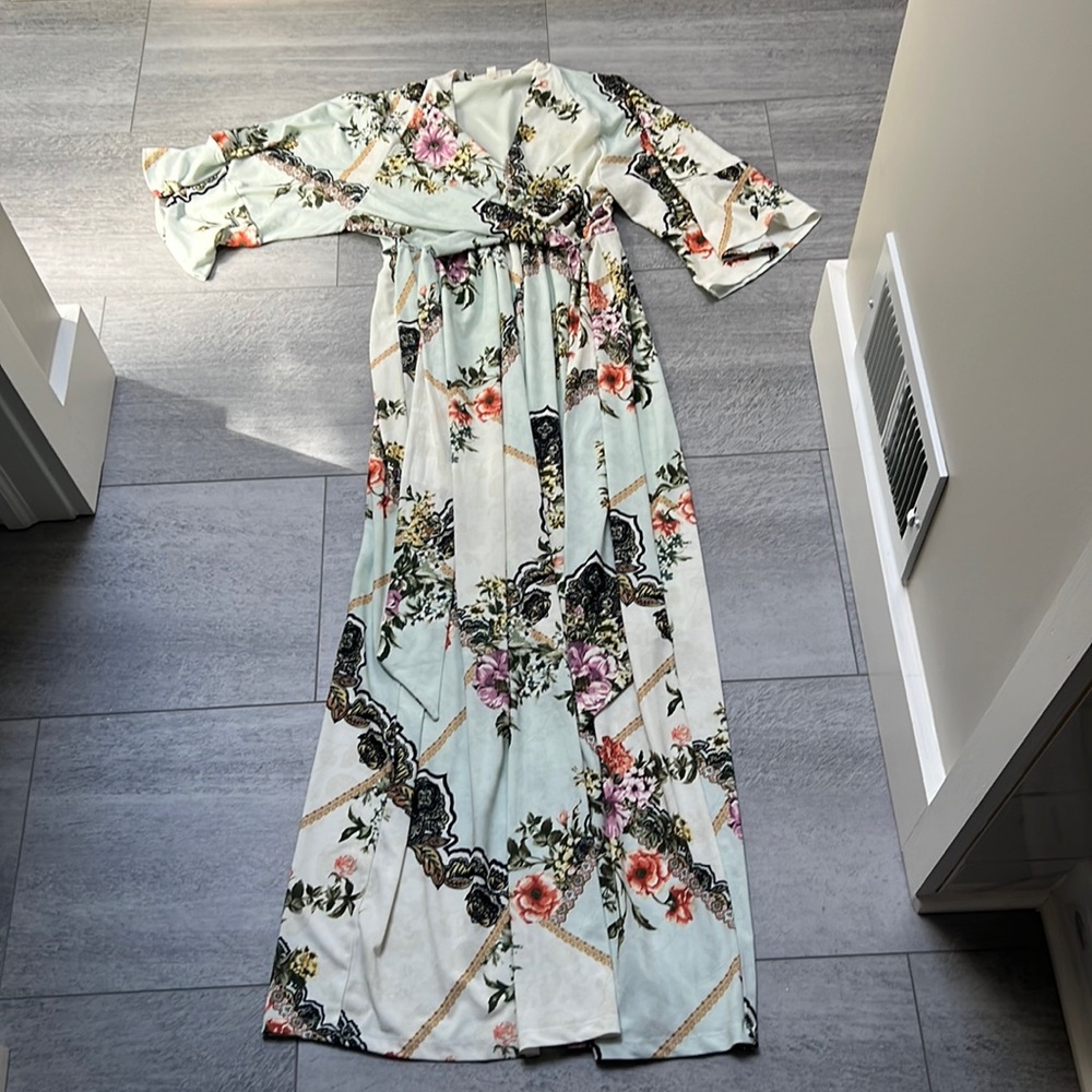 Jessica Simpson Maternity Dress Medium